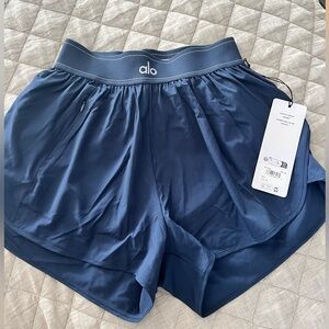 Brand new Alo match point shorts
